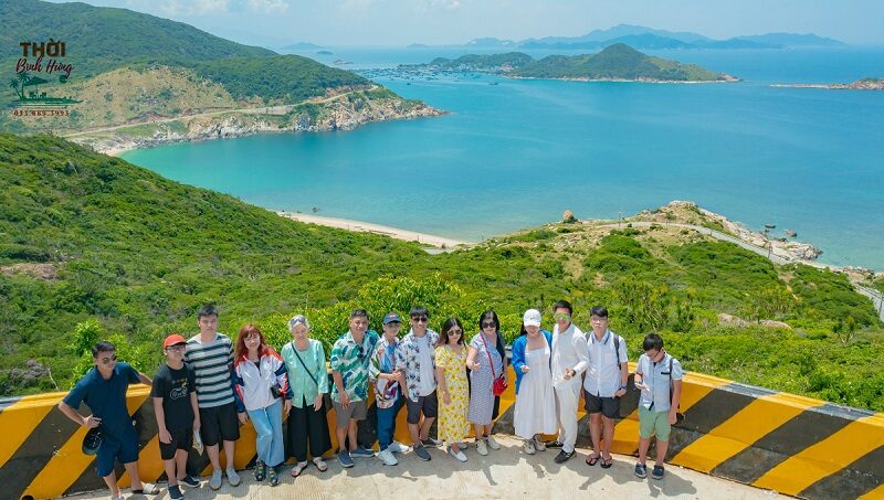 tour bình hưng đón khách bãi kinh